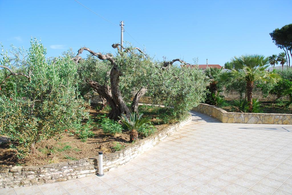 مارينيلاّ B&B Garzia المظهر الخارجي الصورة