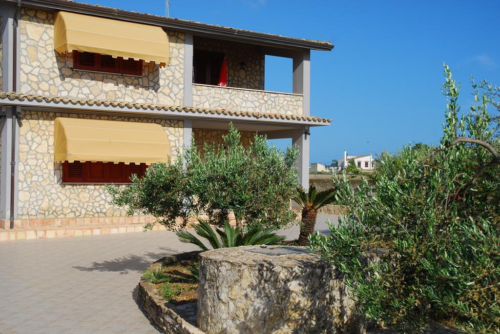 مارينيلاّ B&B Garzia المظهر الخارجي الصورة